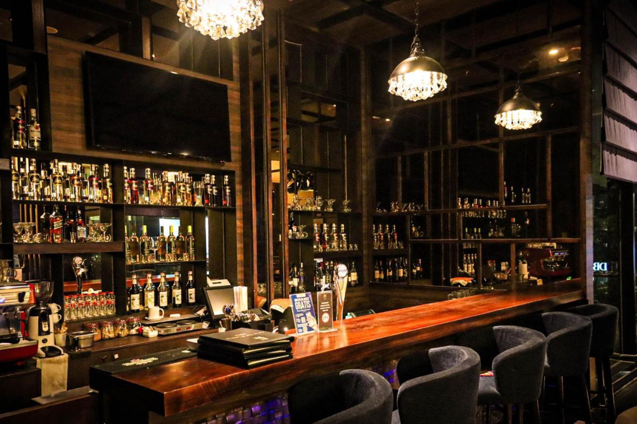 雅加达科芒索蒂斯酒店 外观 照片